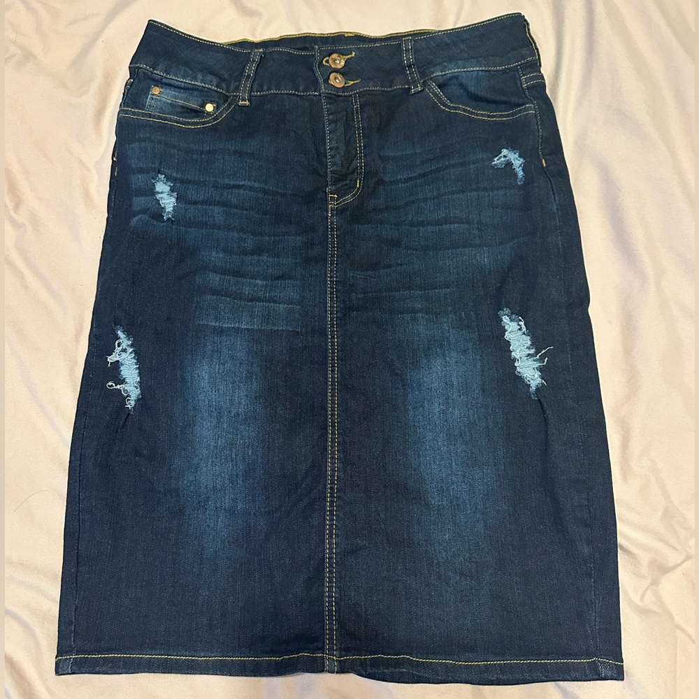 !iT denim skirt worn once